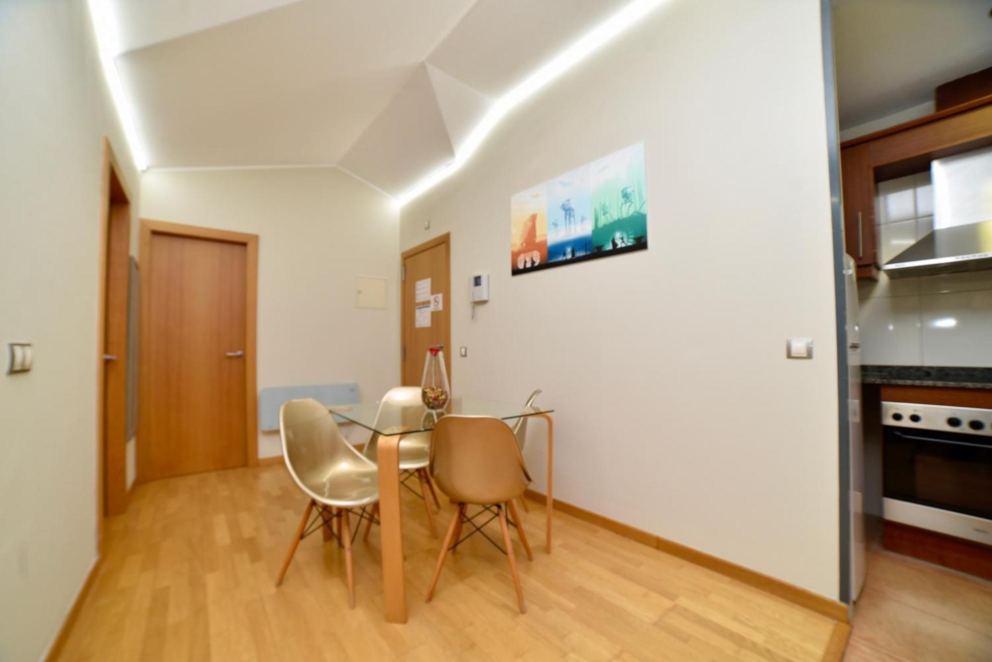 Apartamento Encantador Atico Cerca De Caldea Hut 6793 *